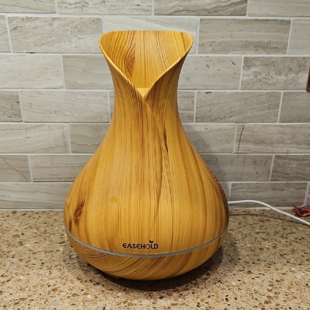 Easehold Aroma Essential Oil Diffuser Humidifier